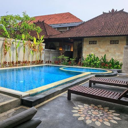 קוטה לומבוק Taman Sari Cottages מראה חיצוני תמונה
