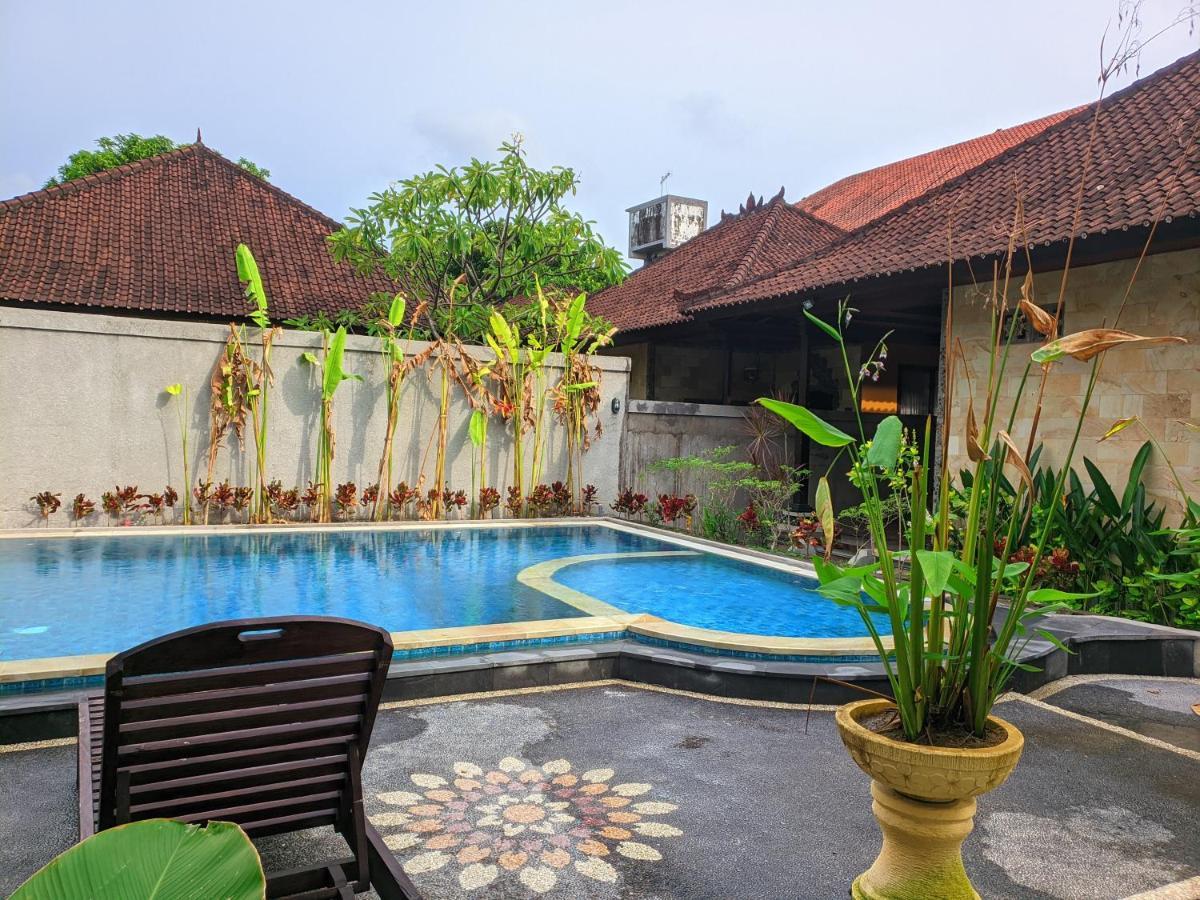 קוטה לומבוק Taman Sari Cottages מראה חיצוני תמונה