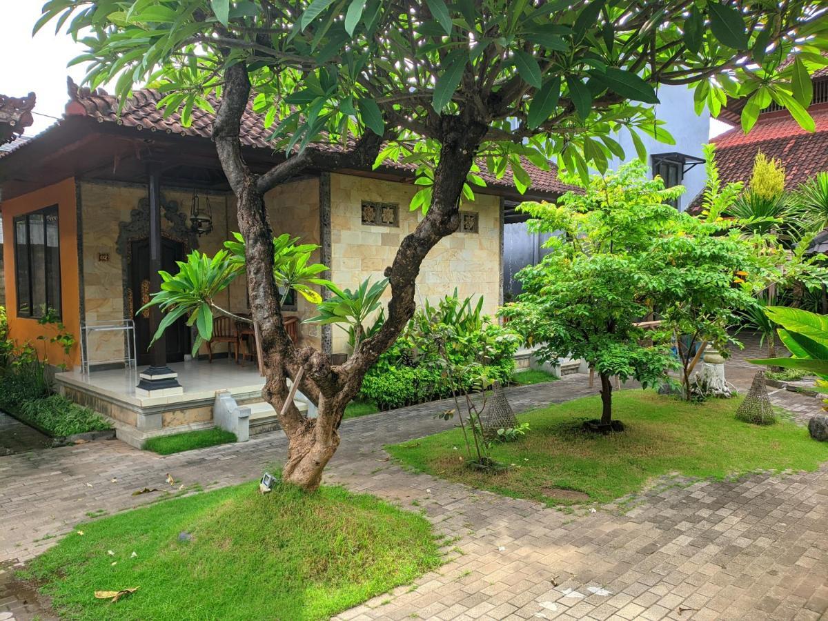 קוטה לומבוק Taman Sari Cottages מראה חיצוני תמונה