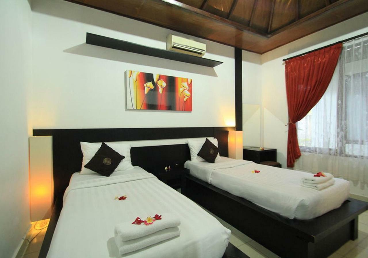 קוטה לומבוק Taman Sari Cottages מראה חיצוני תמונה