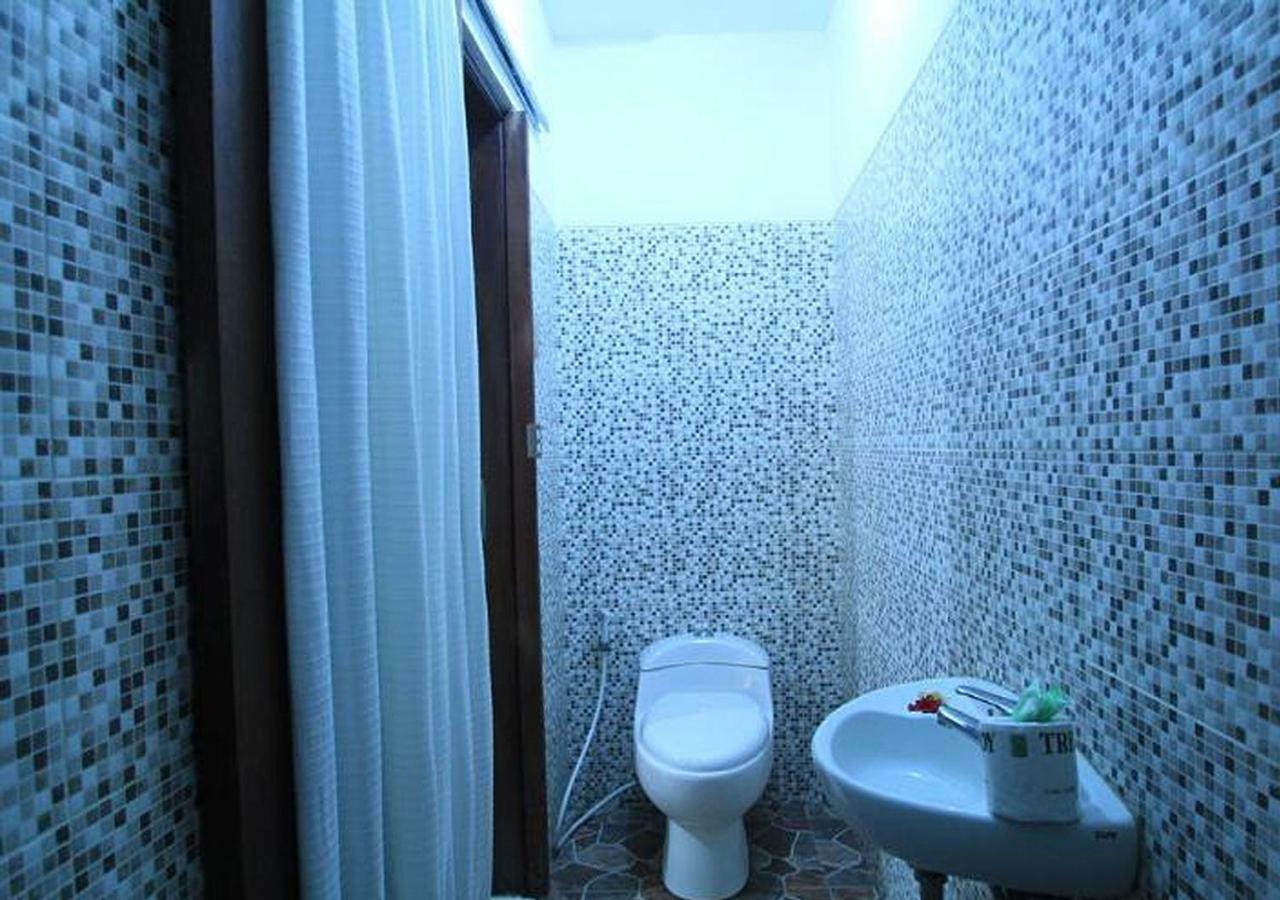 קוטה לומבוק Taman Sari Cottages מראה חיצוני תמונה
