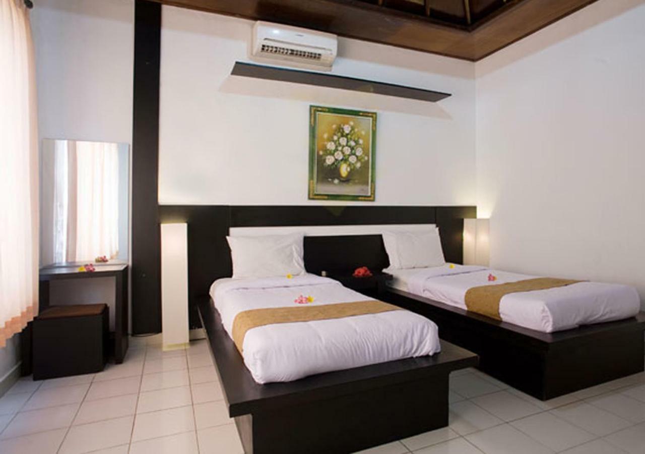 קוטה לומבוק Taman Sari Cottages מראה חיצוני תמונה