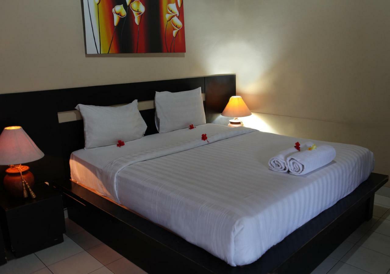 קוטה לומבוק Taman Sari Cottages מראה חיצוני תמונה